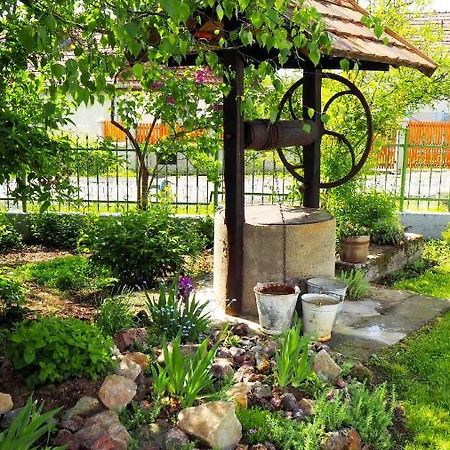 Van Egy Haz Villa Erdohorvati Екстериор снимка