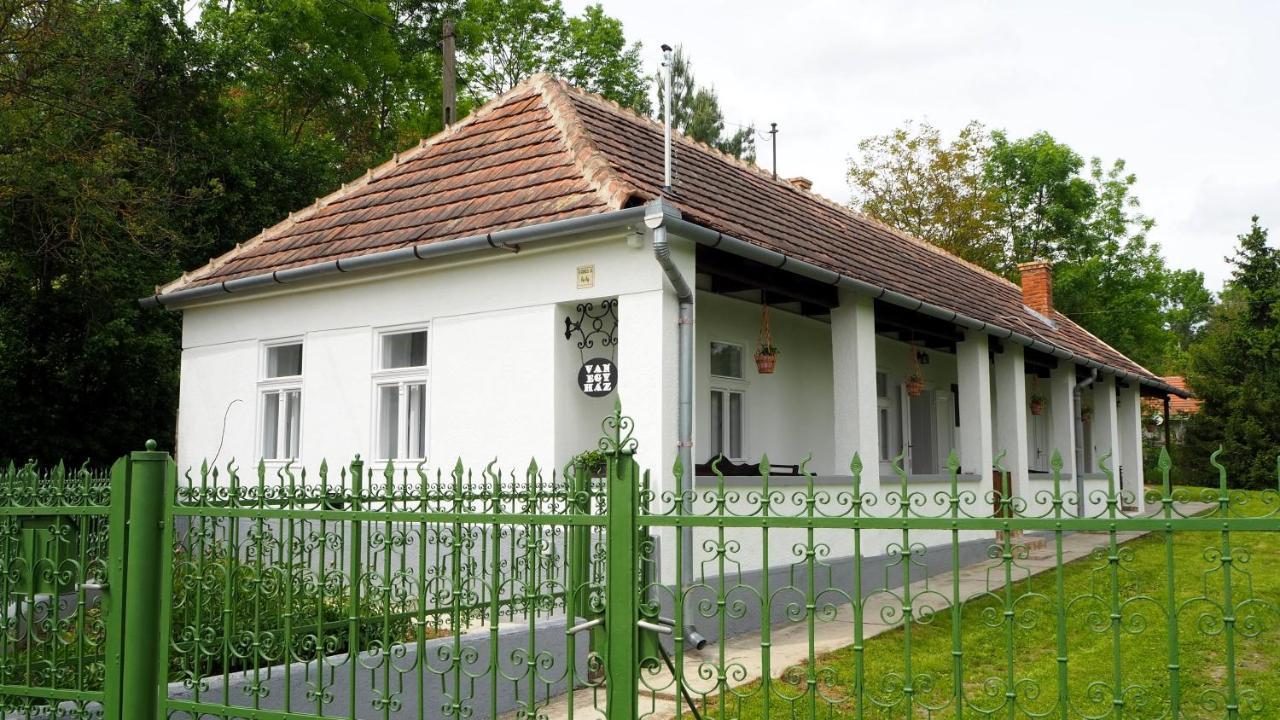 Van Egy Haz Villa Erdohorvati Екстериор снимка